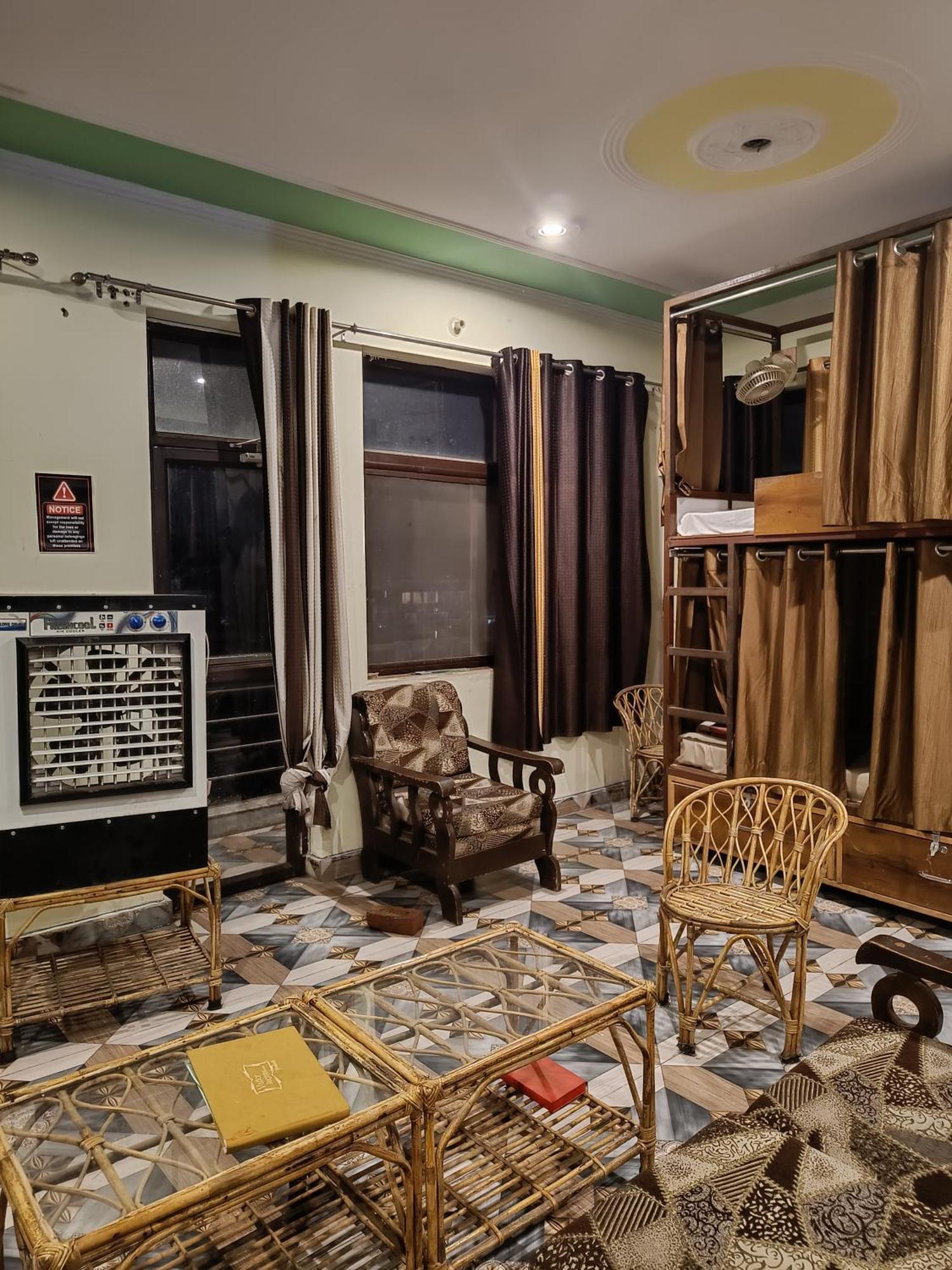 Soul Hostel Rishīkesh Zewnętrze zdjęcie